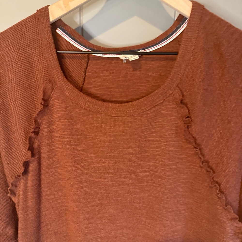 Anthropologie Pilcro Ruffled Raglan Thermal Top Rust Orange size Medium - Picture 4 of 10